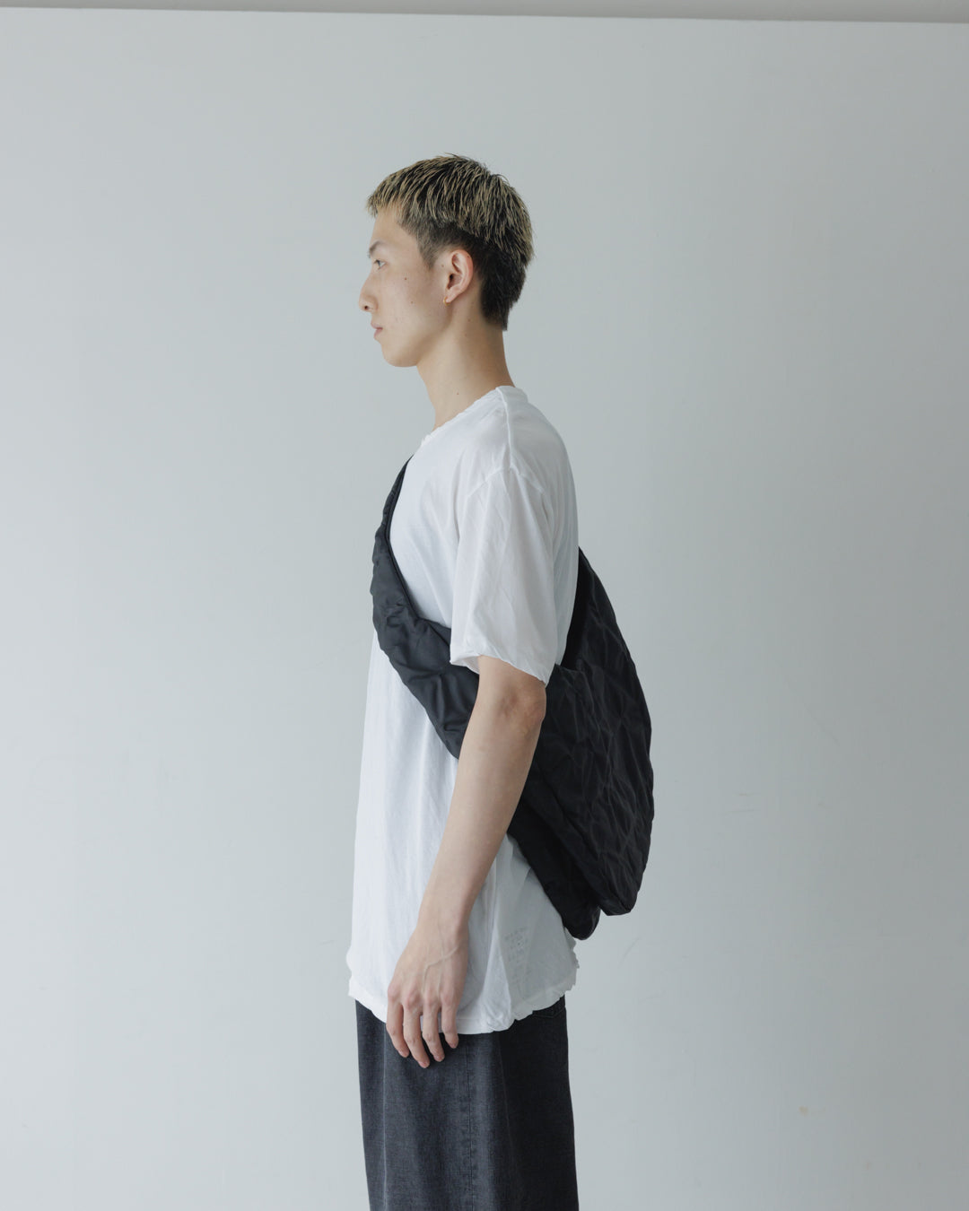 【ryaw】ALL LEAF VEIN BAG, BLACK